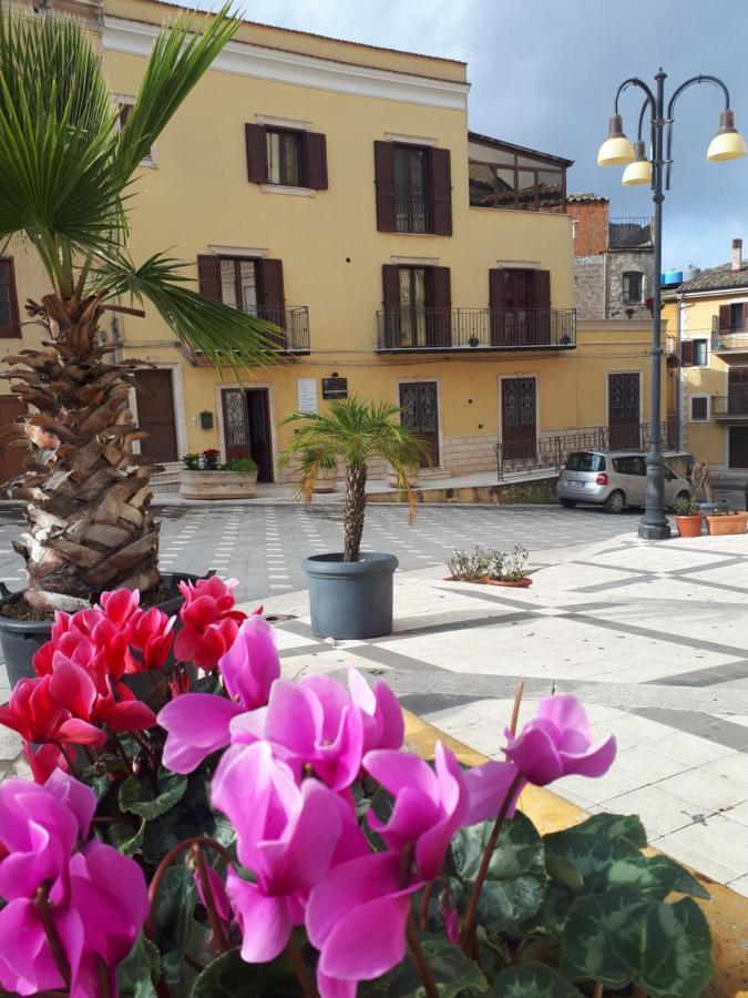 Casa Vacanza "La Chiazza Di Grutti" Grotte  Exterior foto